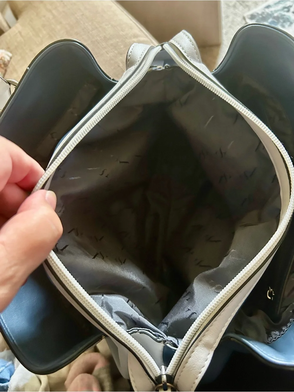 Vera wang Gradient Leather Satchel Handbag - Unbranded